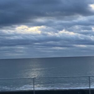 明けましておめでとうございます/初日の出/2026年/雲が厚いですね/本年もよろしくお願い致します/オーベルジュ/千葉/鴨川