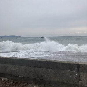 2026年3月13日/金曜日/今日のオルビス前の海と空/荒れ模様/どかーんと波音/オーベルジュ/千葉/鴨川