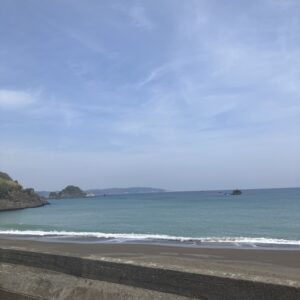 2026年3月22日/日曜日/本日のオルビス前の海と空/春の陽気/穏やかな波音/オーベルジュ/千葉/鴨川/料理の美味しい宿