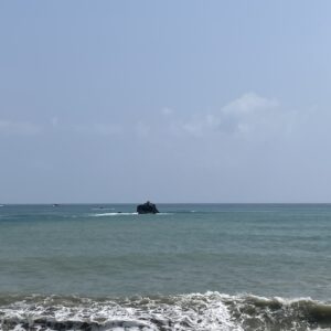 2026年3月29日/日曜日/本日のオルビス前の海と空/曇ったり晴れたり/ポカポカ陽気/オーベルジュ/千葉/鴨川/料理の美味しい宿/ランチ始まります