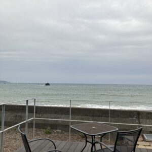 2026年/4月24日/金曜日/今日のオルビス前の海と空/17時32分です/今日は遅くなってしまいました/オーベルジュ/千葉/鴨川/料理の美味しい宿