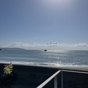 2026年5月11日/月曜日/今朝のオルビス前の海と空/晴れー☀️/オーベルジュ/千葉/鴨川/料理の美味しい宿