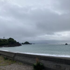 2026年5月28日/木曜日/今朝のオルビス前ね海と空/曇り/どんより/霧雨/オーベルジュ/千葉/鴨川/料理の美味しい宿