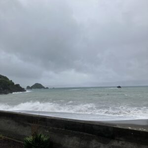 2026年6月8日/月曜日/本日のオルビス前の海と空/フィリピン沖地震/津波警報発令中/オーベルジュ/千葉/鴨川