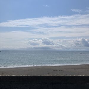 2026年6月12日/金曜日/今日のオルビス前の海と空/快晴/海も空も穏やかです/オーベルジュ/千葉/鴨川