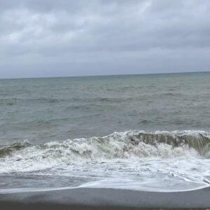 2026年9月19日/土曜日/本日のオルビス前の海と空/台風🌀の影響で波が高くなってきました/オーベルジュ/千葉/鴨川/料理の美味しい宿